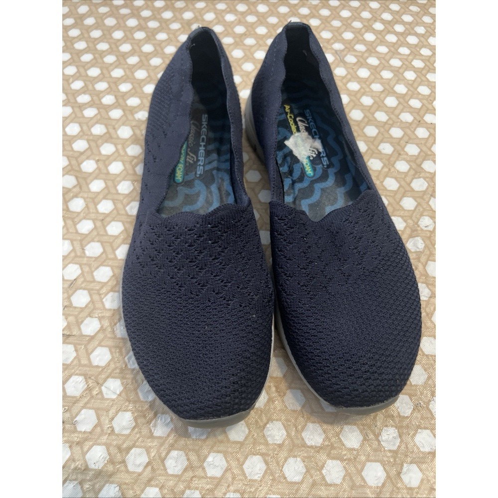 Skechers Blue Classic Fit Air-Cooled Memory Foam Woman Shoe Size 10
